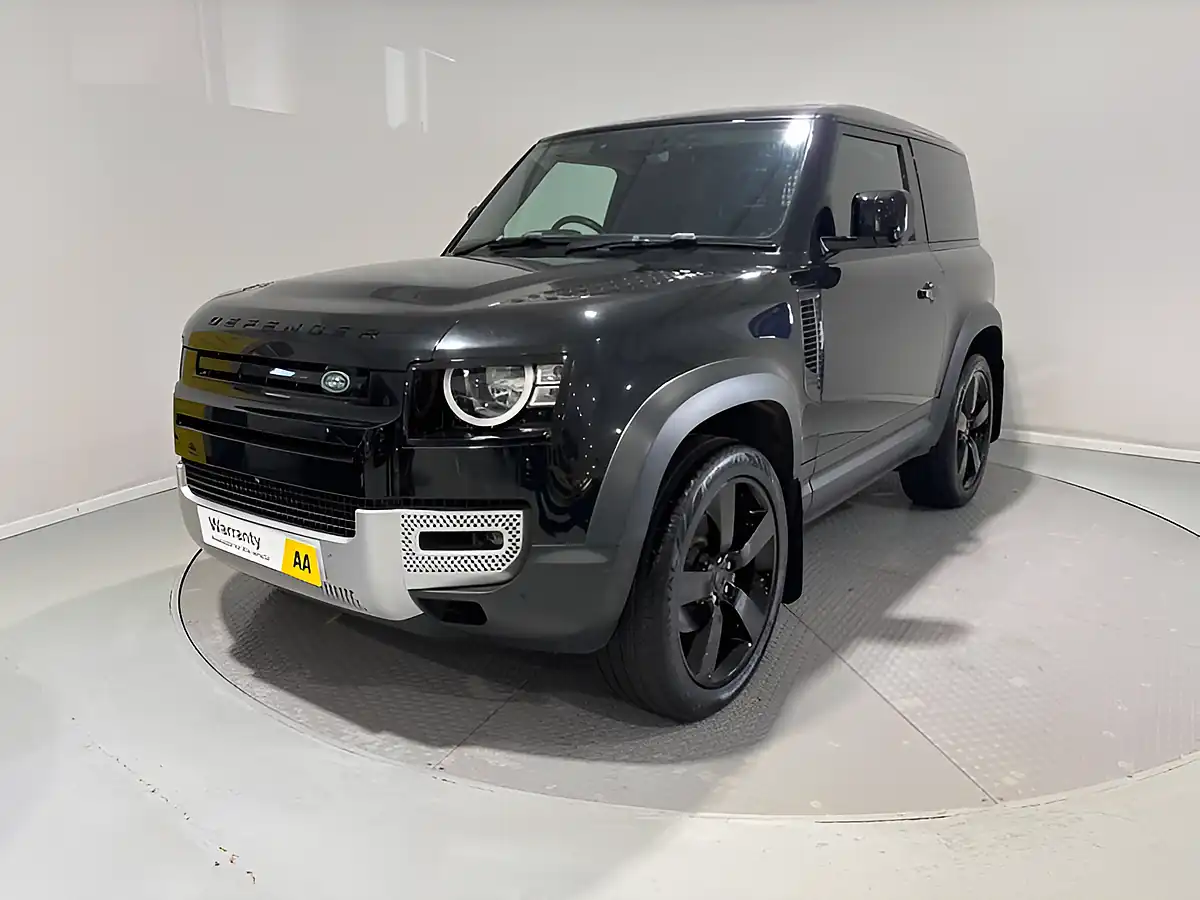 Used 2021 Land Rover Defender Hard Top D Black - Interior and Exterior details 14