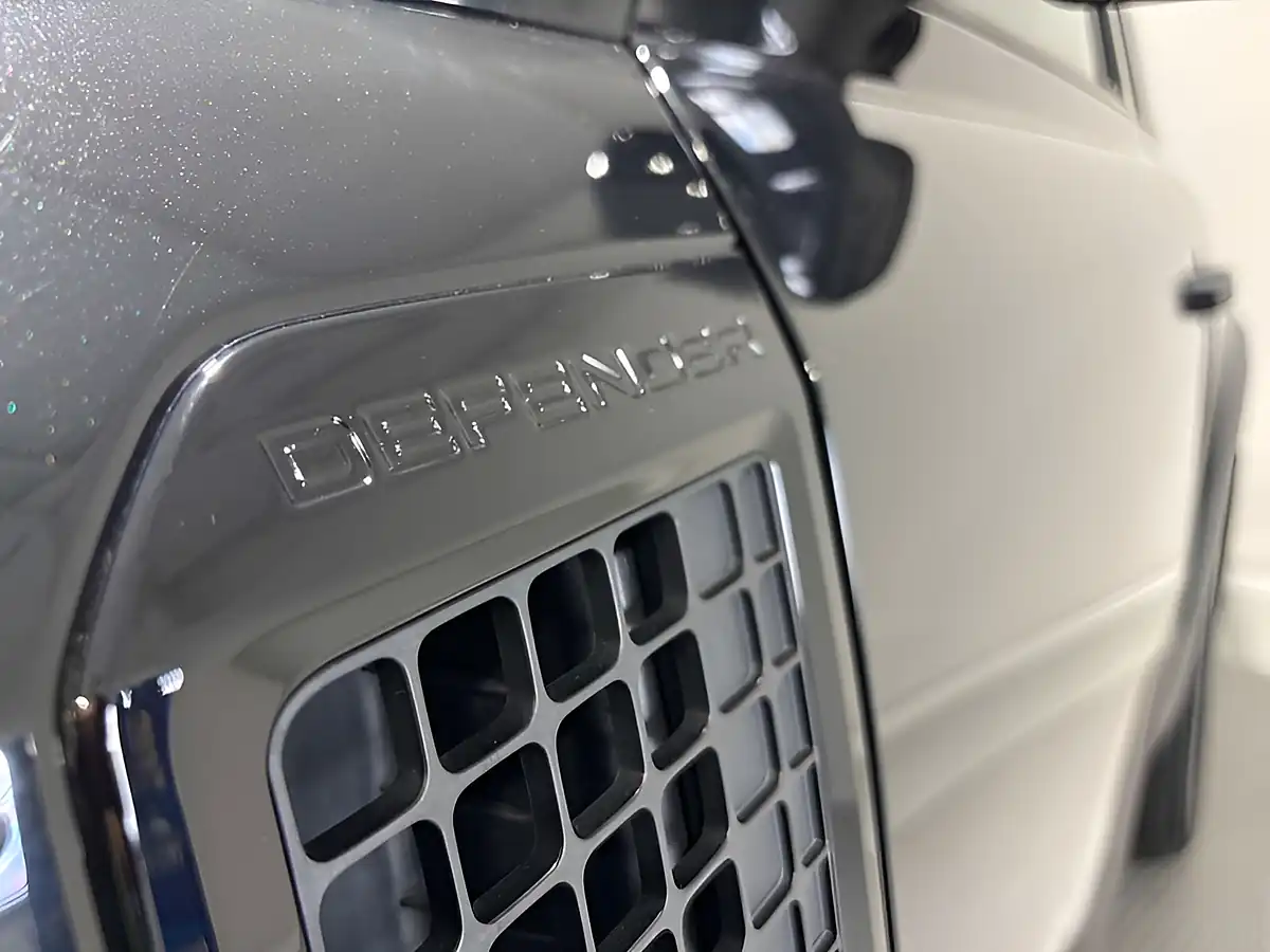 Used 2021 Land Rover Defender Hard Top D Black - Interior and Exterior details 15