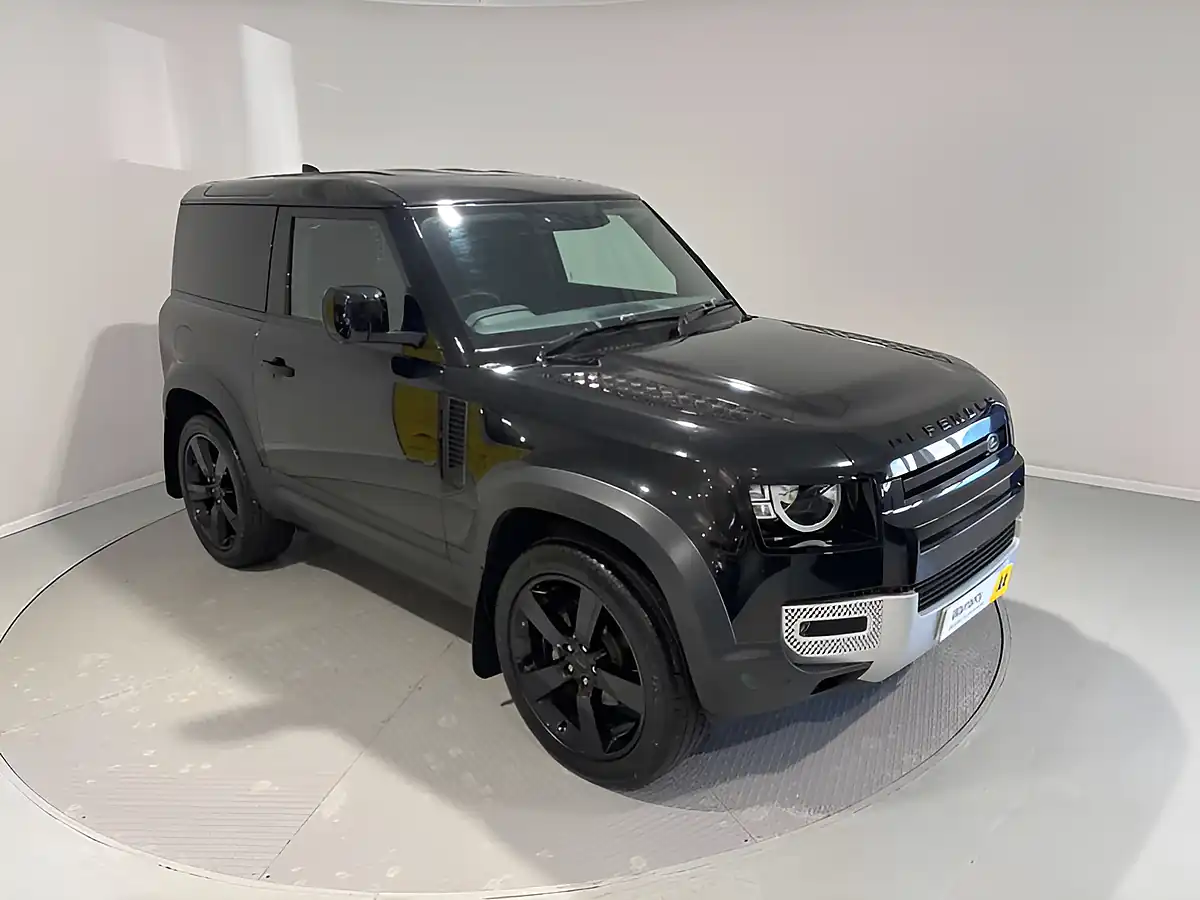 Used 2021 Land Rover Defender Hard Top D Black - Interior and Exterior details 2