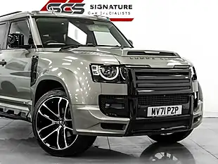 Used 2021 Land Rover Defender Hse X-Dynamic Green - Interior and Exterior details 15