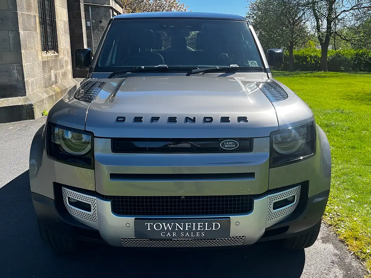 Used 2021 Land Rover Defender S Silver - Interior and Exterior details 2