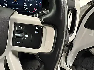 Used 2021 Land Rover Defender Se White - Interior and Exterior details 8