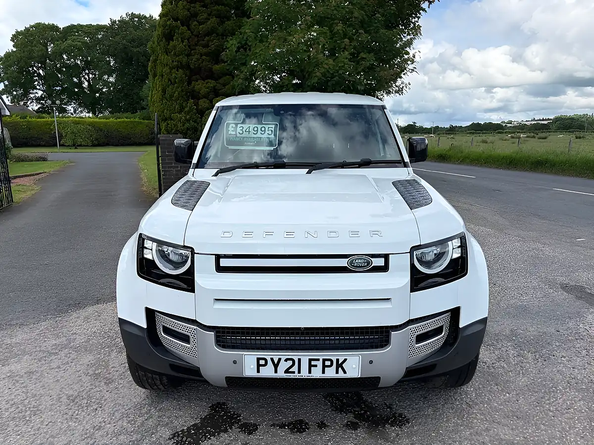 Used 2021 Land Rover Defender White - Interior and Exterior details 10