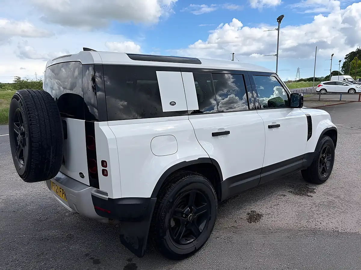 Used 2021 Land Rover Defender White - Interior and Exterior details 4