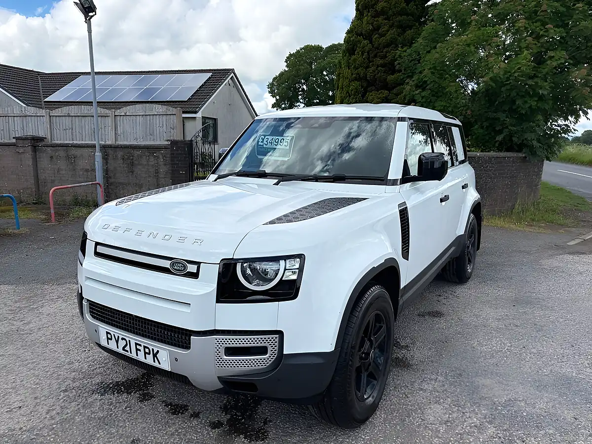 Used 2021 Land Rover Defender White - Interior and Exterior details 9