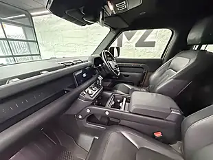 Used 2021 Land Rover Defender X-Dynamic S Brown - Interior and Exterior details 13