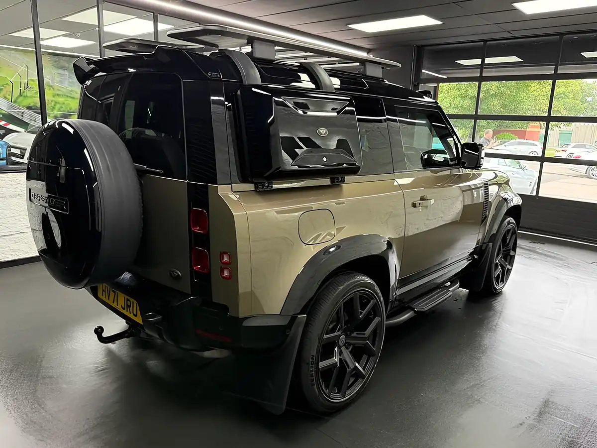 Used 2021 Land Rover Defender X-Dynamic S Brown - Interior and Exterior details 14