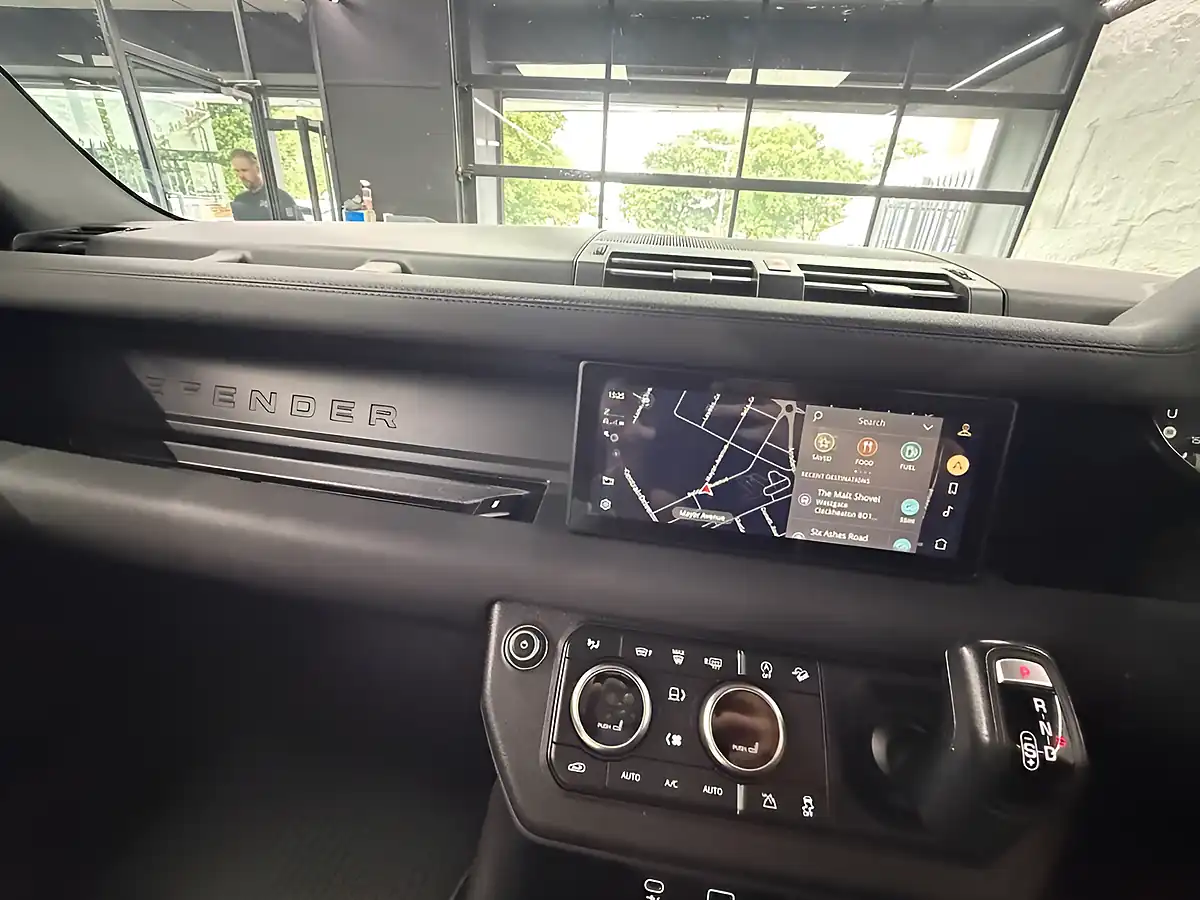 Used 2021 Land Rover Defender X-Dynamic S Brown - Interior and Exterior details 17