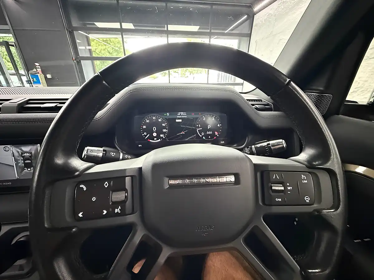 Used 2021 Land Rover Defender X-Dynamic S Brown - Interior and Exterior details 19