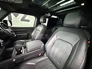 Used 2021 Land Rover Defender X-Dynamic S Brown - Interior and Exterior details 3