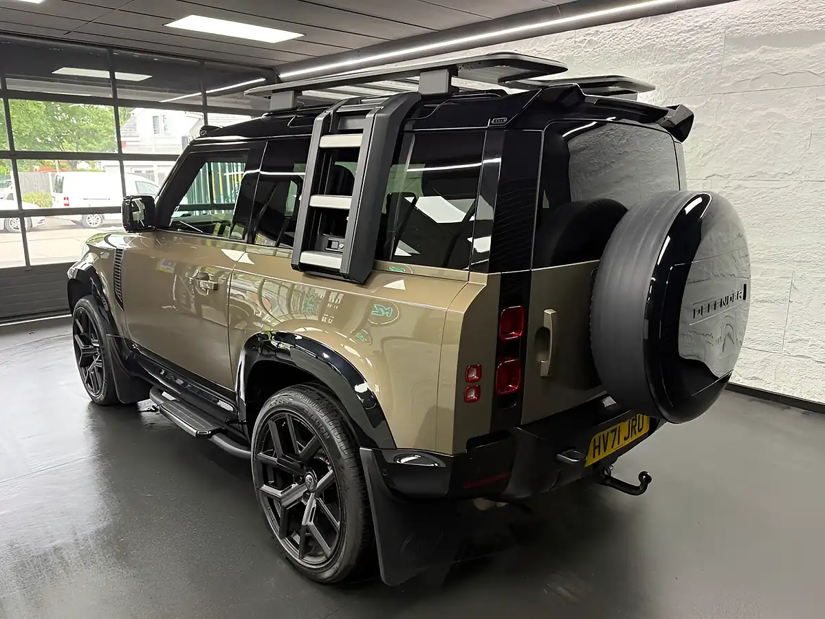 Used 2021 Land Rover Defender X-Dynamic S Brown - Interior and Exterior details 6