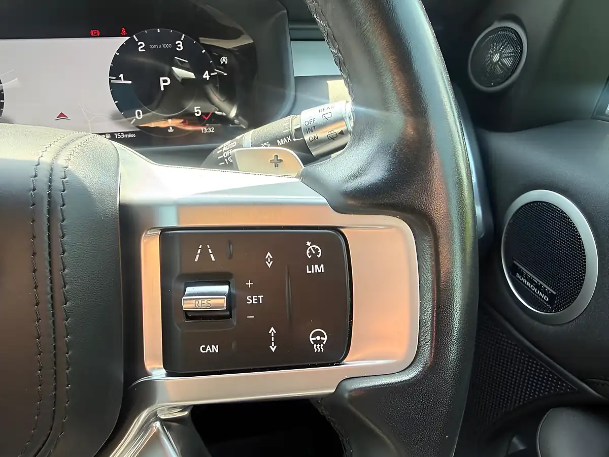 Used 2021 Land Rover Discovery Hse Grey - Interior and Exterior details 13