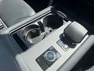Used 2021 Land Rover Discovery Hse Grey - Interior and Exterior details 15
