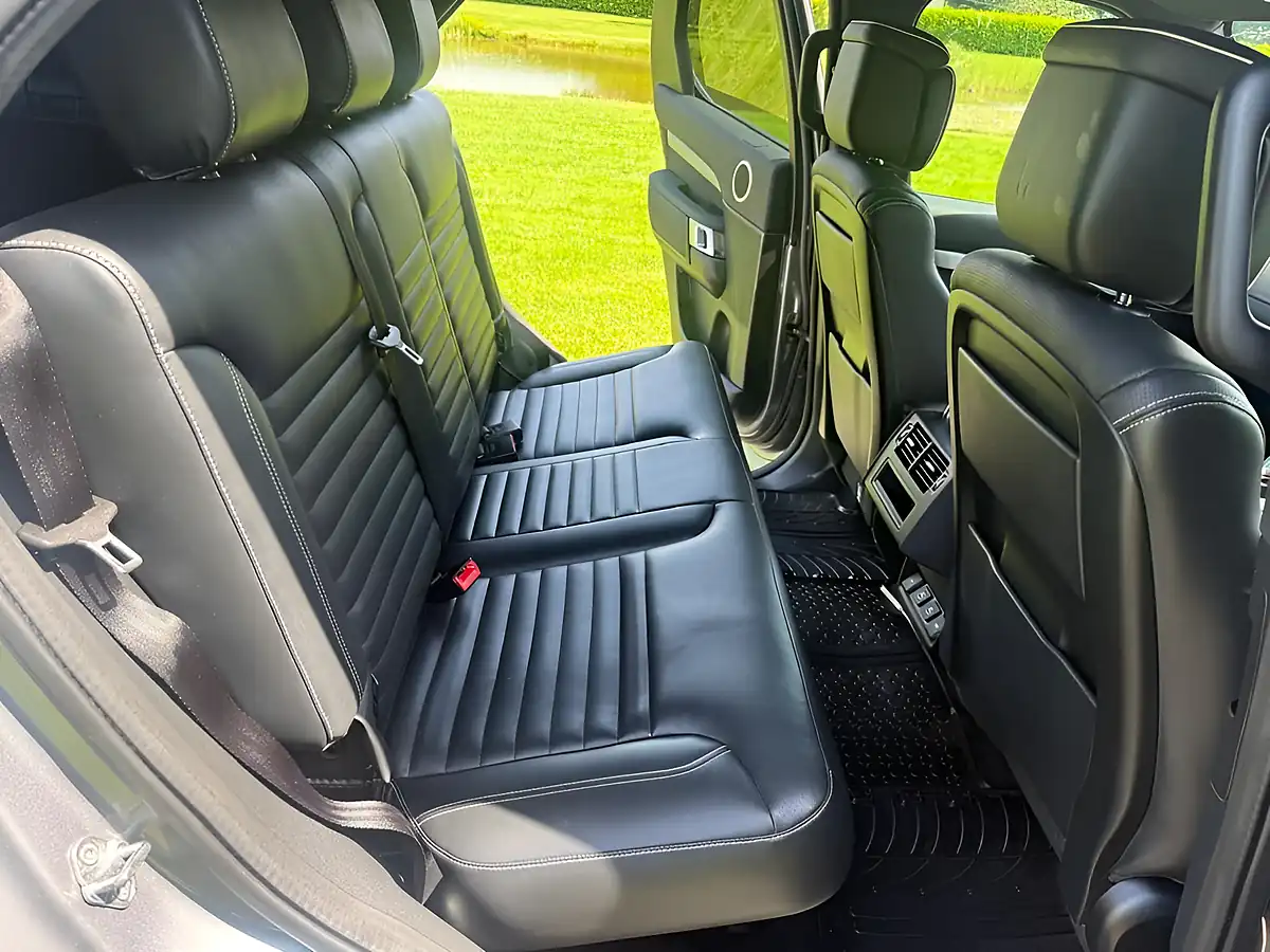 Used 2021 Land Rover Discovery Hse Grey - Interior and Exterior details 8