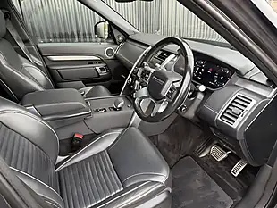 Used 2021 Land Rover Discovery R-Dynamic Hse Grey - Interior and Exterior details 11
