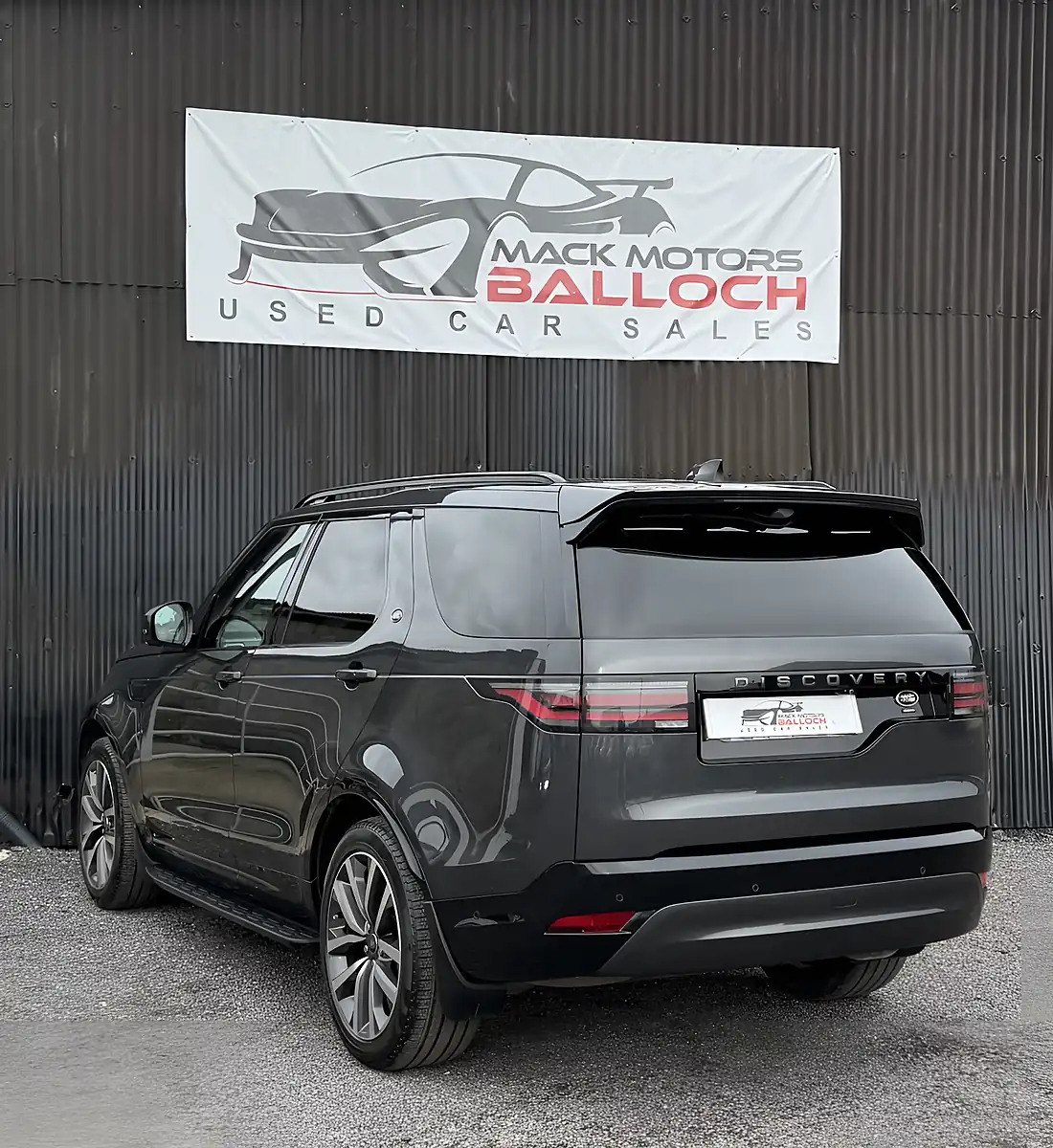 Used 2021 Land Rover Discovery R-Dynamic Hse Grey - Interior and Exterior details 7