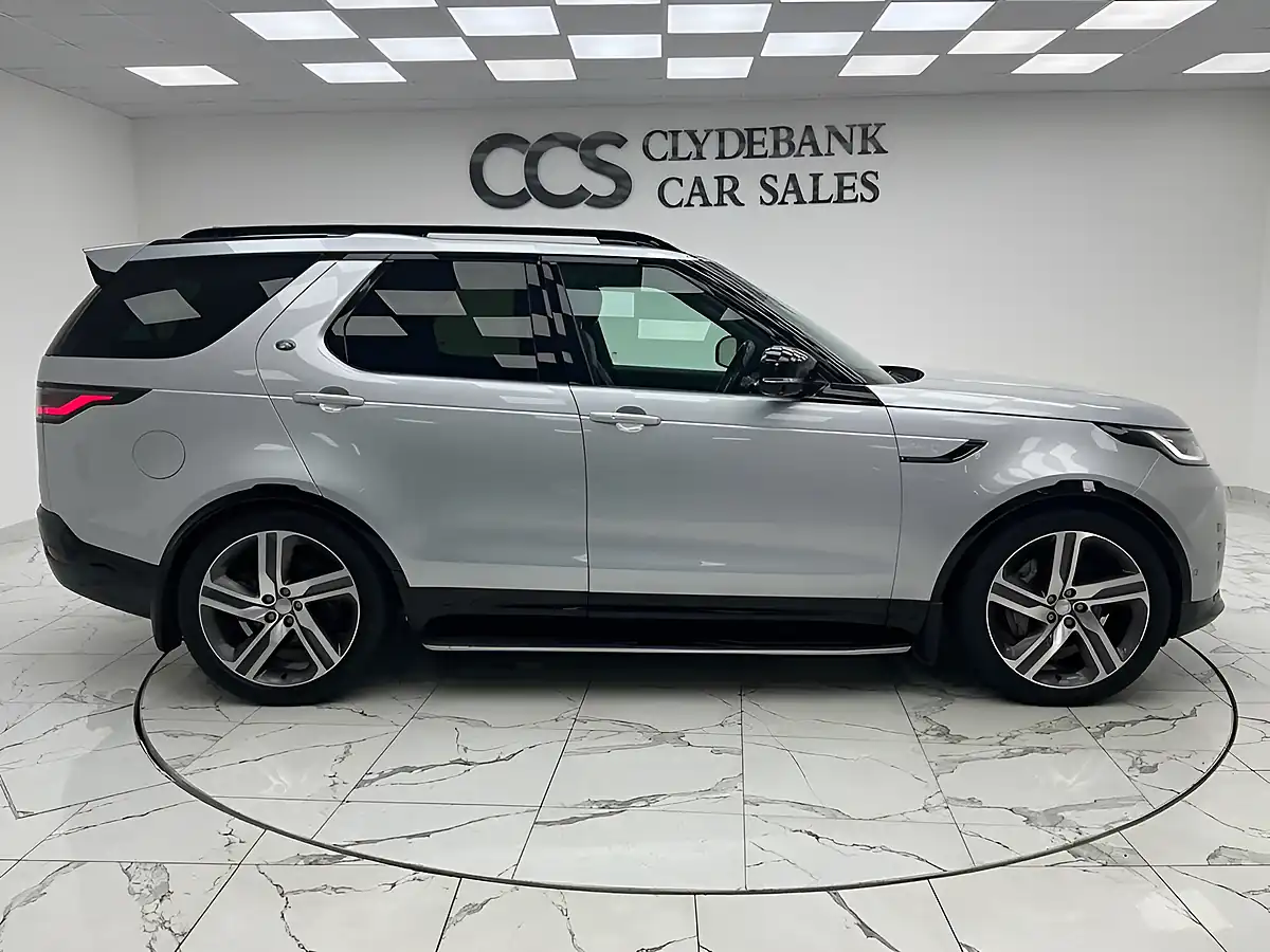 Used 2021 Land Rover Discovery R-Dynamic Hse Silver - Interior and Exterior details 2