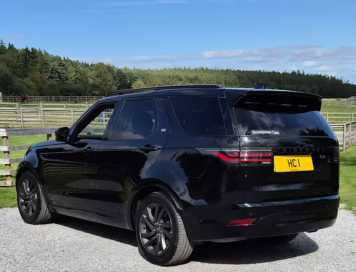 Used 2021 Land Rover Discovery R-Dynamic S Black - Interior and Exterior details 2