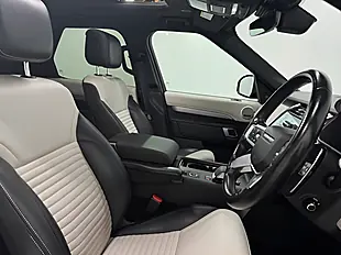 Used 2021 Land Rover Discovery R-Dynamic Se Black - Interior and Exterior details 10