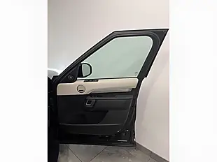 Used 2021 Land Rover Discovery R-Dynamic Se Black - Interior and Exterior details 12