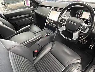 Used 2021 Land Rover Discovery R-Dynamic Se Santorini Black - Interior and Exterior details 12