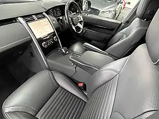 Used 2021 Land Rover Discovery R-Dynamic Se Santorini Black - Interior and Exterior details 14