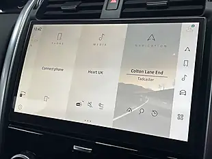 Used 2021 Land Rover Discovery R-Dynamic Se Santorini Black - Interior and Exterior details 17
