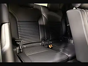 Used 2021 Land Rover Discovery R-Dynamic Se Silver - Interior and Exterior details 14