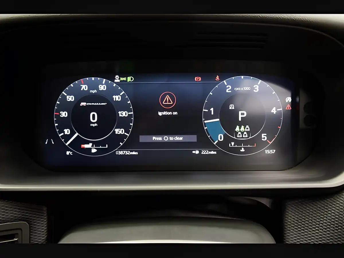 Used 2021 Land Rover Discovery R-Dynamic Se Silver - Interior and Exterior details 15