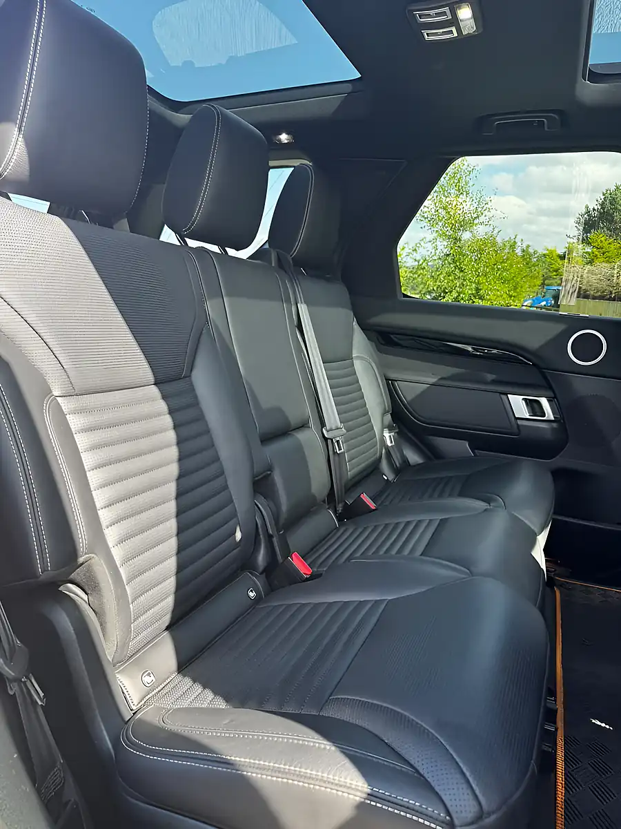 Used 2021 Land Rover Discovery S Orange - Interior and Exterior details 19
