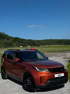 Used 2021 Land Rover Discovery S Orange - Interior and Exterior details 7