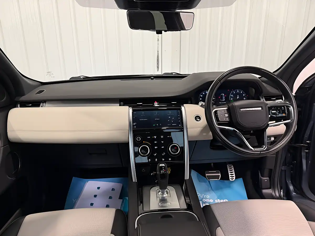 Used 2021 Land Rover Discovery Sport R-Dynamic Hse Byron Blue - Interior and Exterior details 15