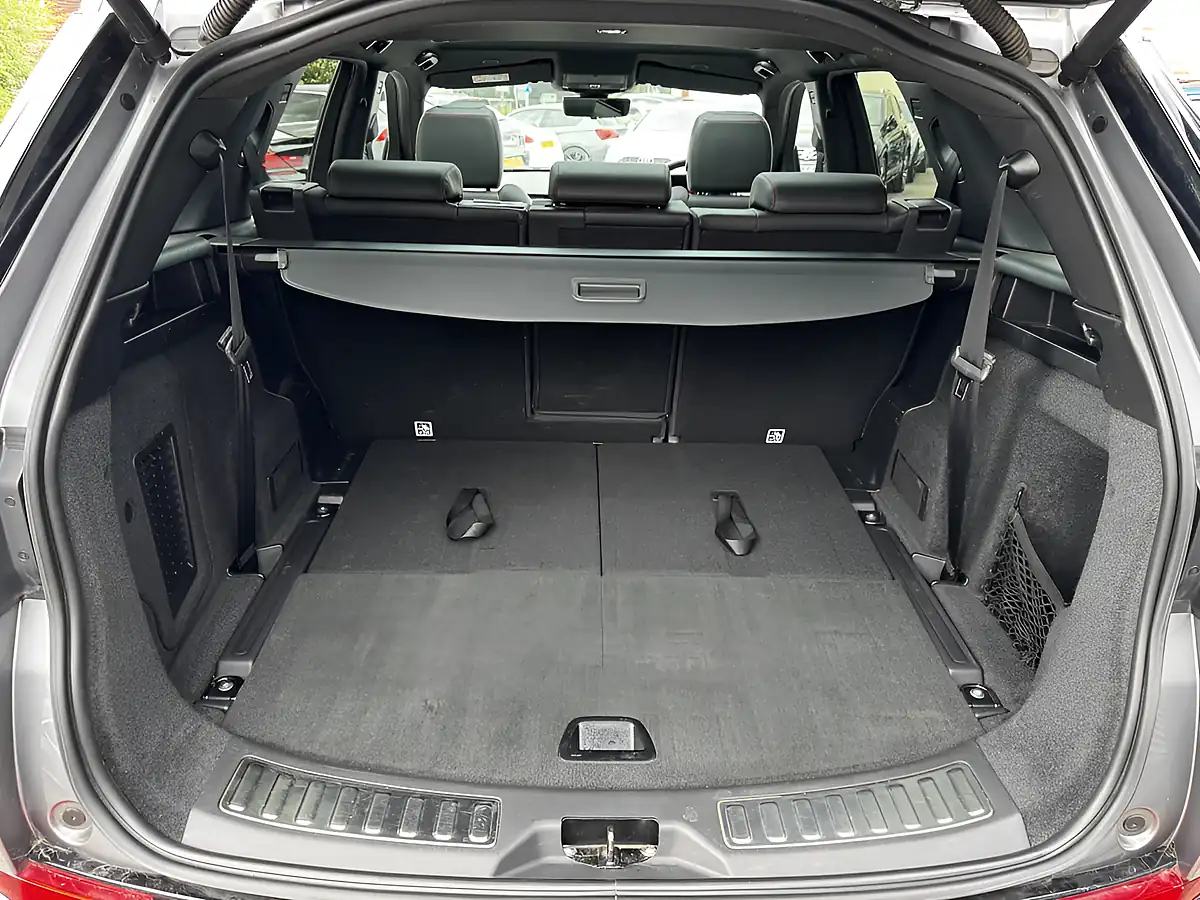 Used 2021 Land Rover Discovery Sport R-Dynamic Hse Grey - Interior and Exterior details 19