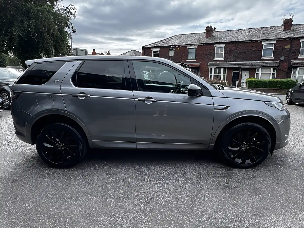 Used 2021 Land Rover Discovery Sport R-Dynamic Hse Grey - Interior and Exterior details 9
