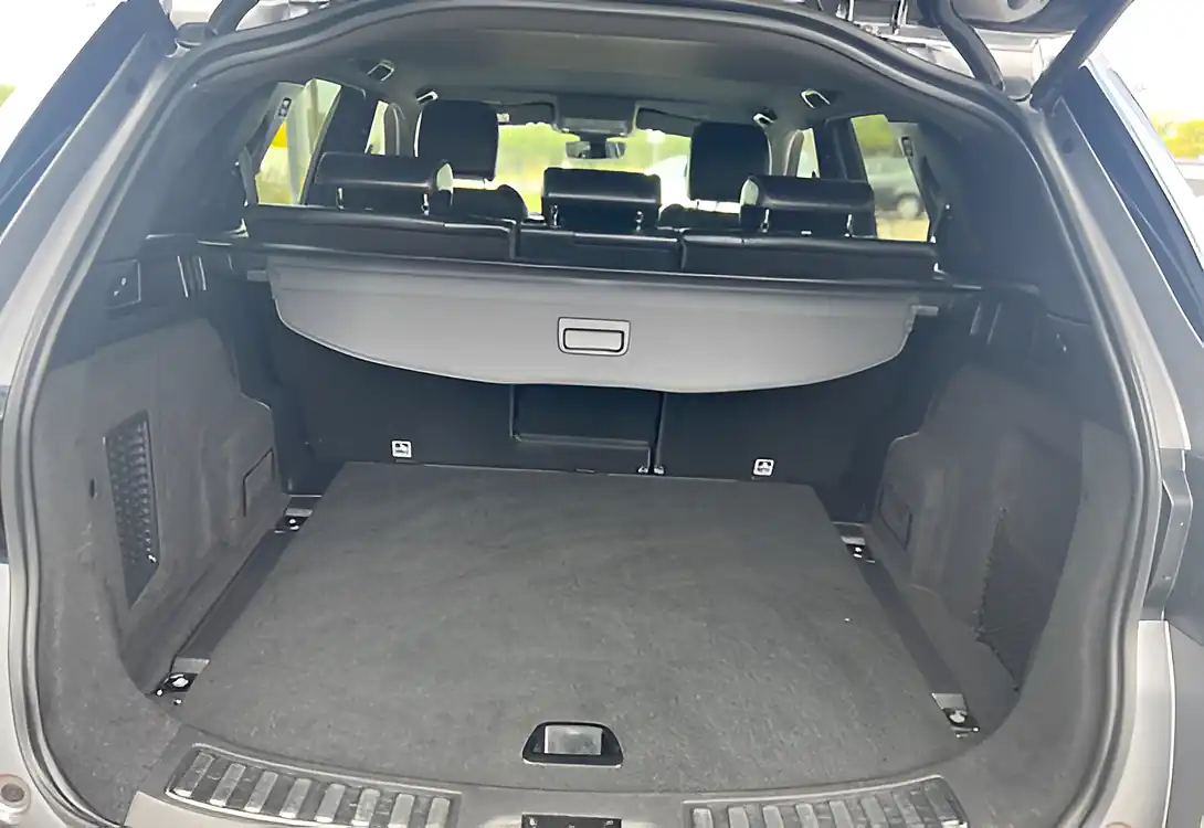 Used 2021 Land Rover Discovery Sport R-Dynamic S Plus Eiger Grey - Interior and Exterior details 18