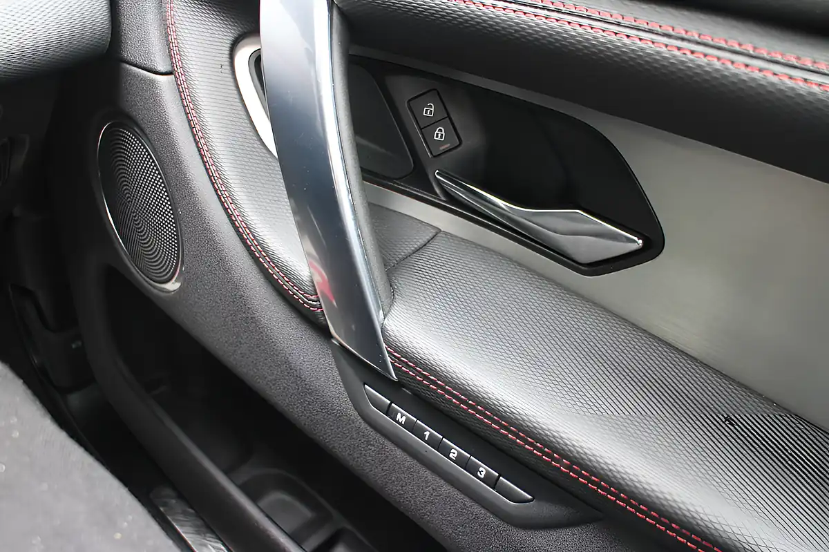Used 2021 Land Rover Discovery Sport R-Dynamic Se Black - Interior and Exterior details 15