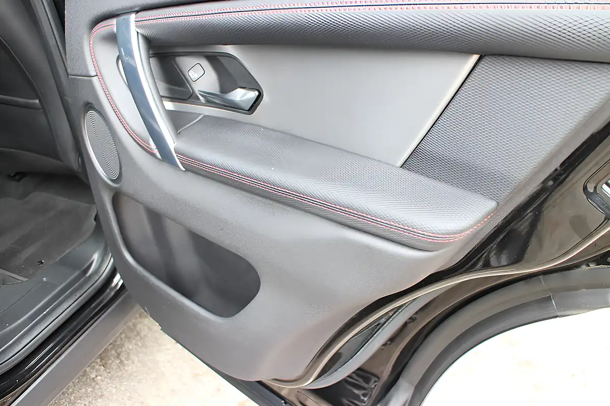Used 2021 Land Rover Discovery Sport R-Dynamic Se Black - Interior and Exterior details 20