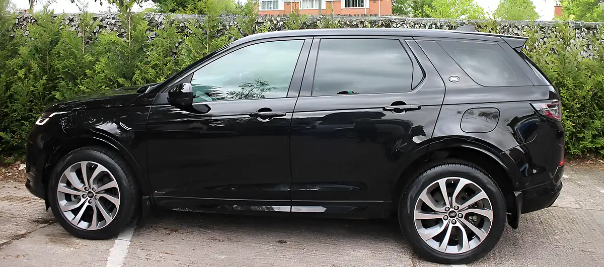 Used 2021 Land Rover Discovery Sport R-Dynamic Se Black - Interior and Exterior details 5
