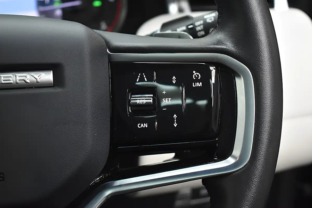 Used 2021 Land Rover Discovery Sport R-Dynamic Se Black - Interior and Exterior details 18