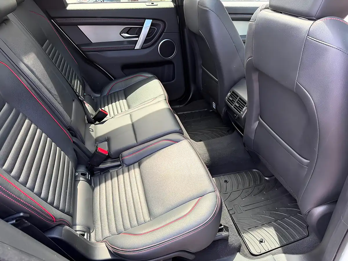 Used 2021 Land Rover Discovery Sport R-Dynamic Se White - Interior and Exterior details 14