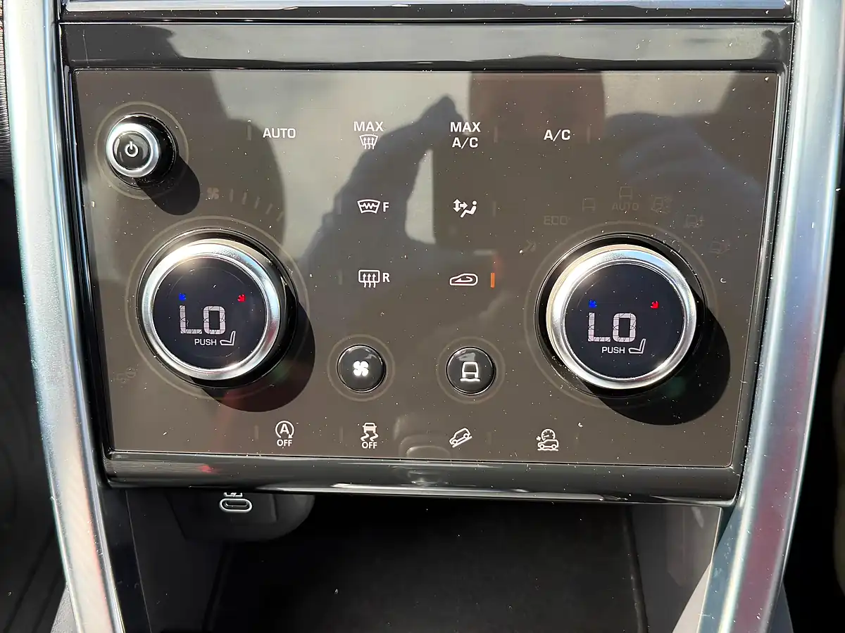 Used 2021 Land Rover Discovery Sport R-Dynamic Se White - Interior and Exterior details 15
