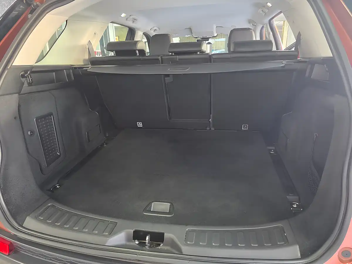 Used 2021 Land Rover Discovery Sport S Orange - Interior and Exterior details 11