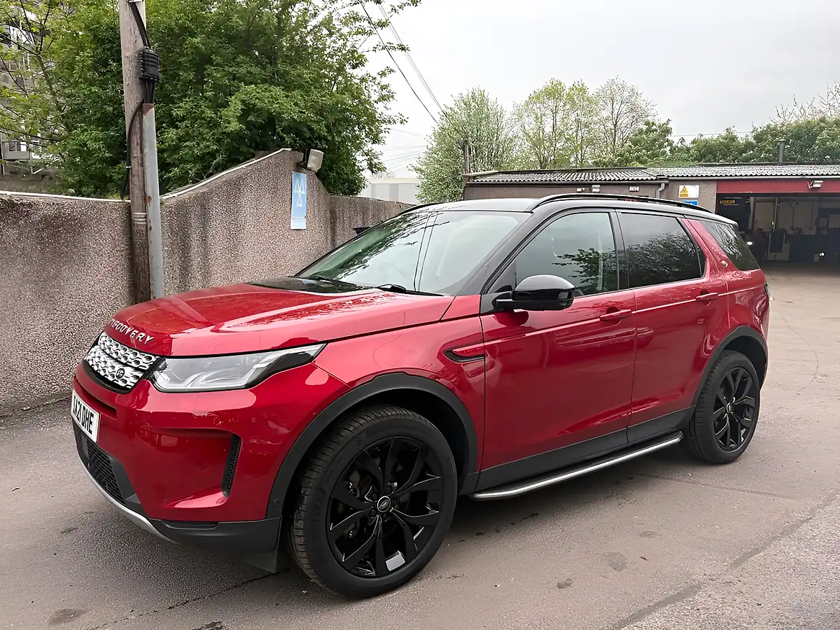 Used 2021 Land Rover Discovery Sport Se Red - Front View