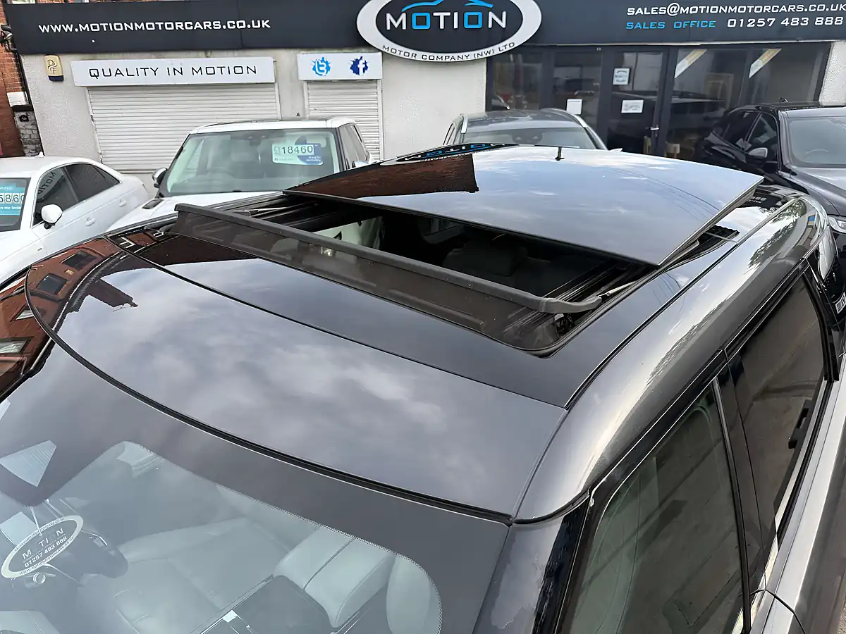 Used 2021 Land Rover Range Rover Evoque Autobiography Grey - Interior and Exterior details 13