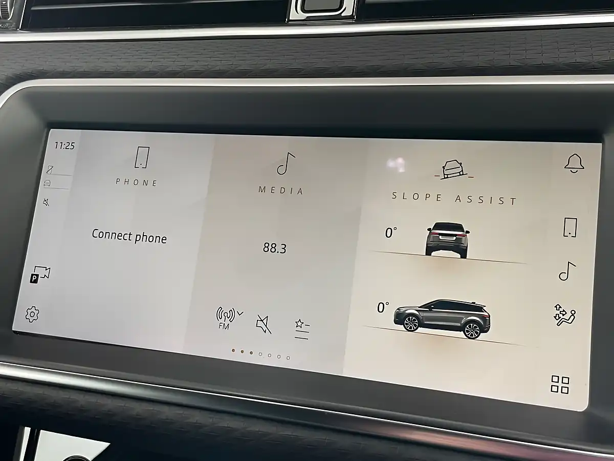 Used 2021 Land Rover Range Rover Evoque Black - Interior and Exterior details 18