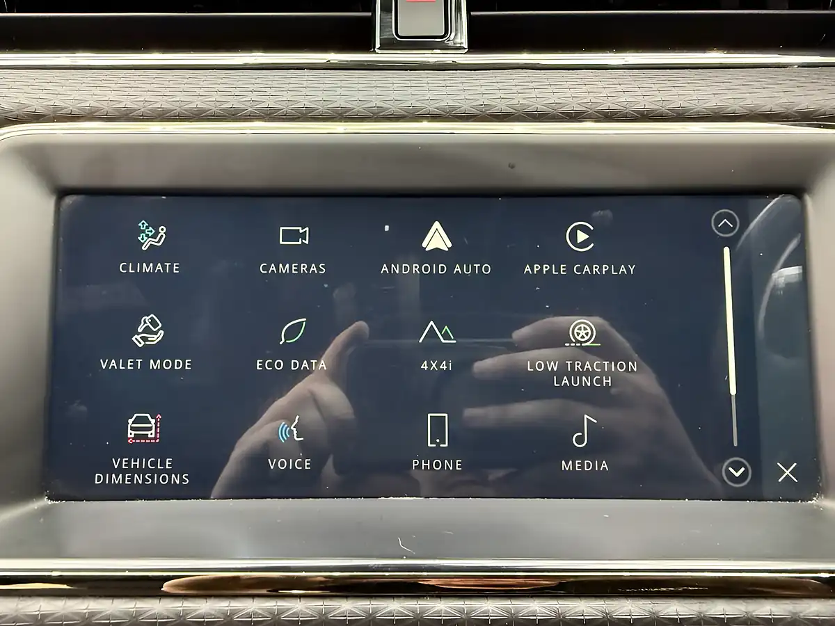 Used 2021 Land Rover Range Rover Evoque R-Dynamic Eiger Grey - Interior and Exterior details 16