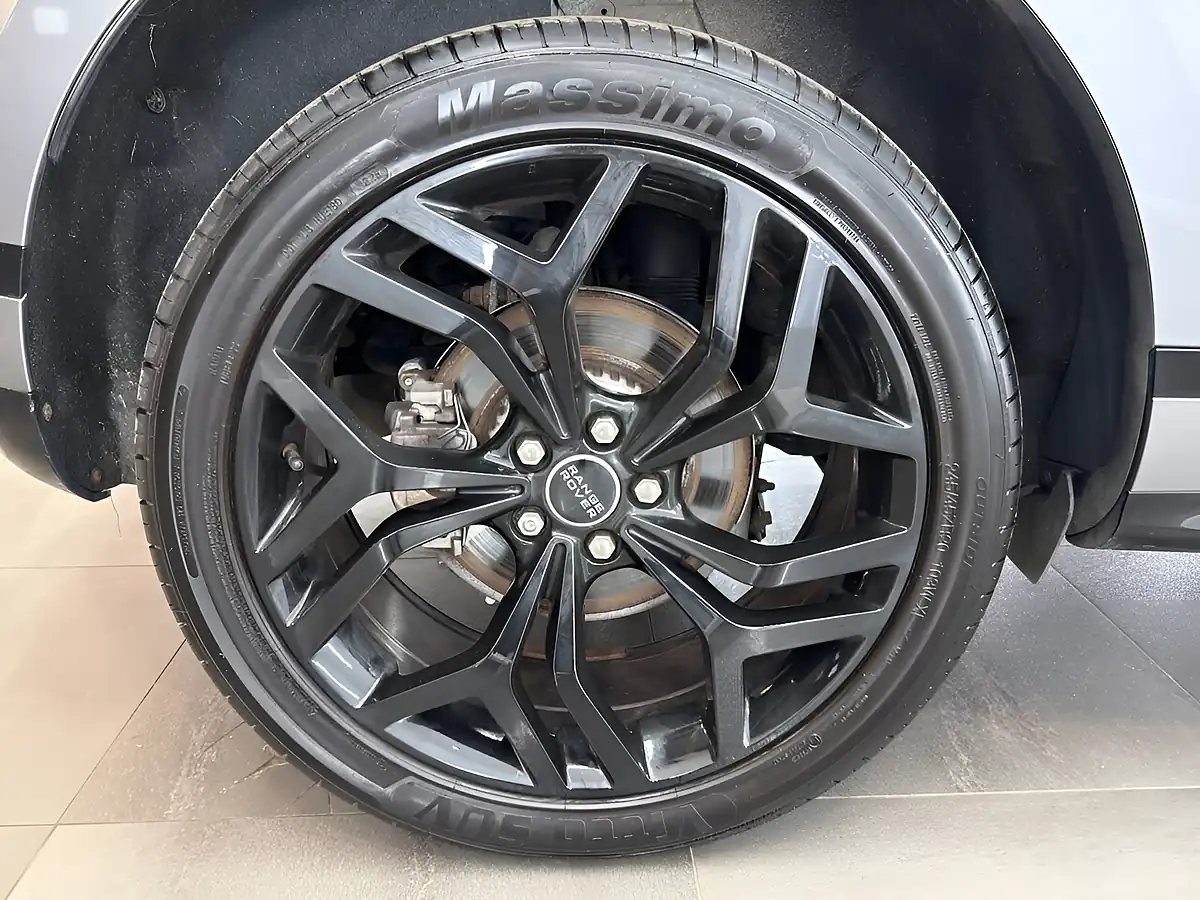 Used 2021 Land Rover Range Rover Evoque R-Dynamic Eiger Grey - Interior and Exterior details 8