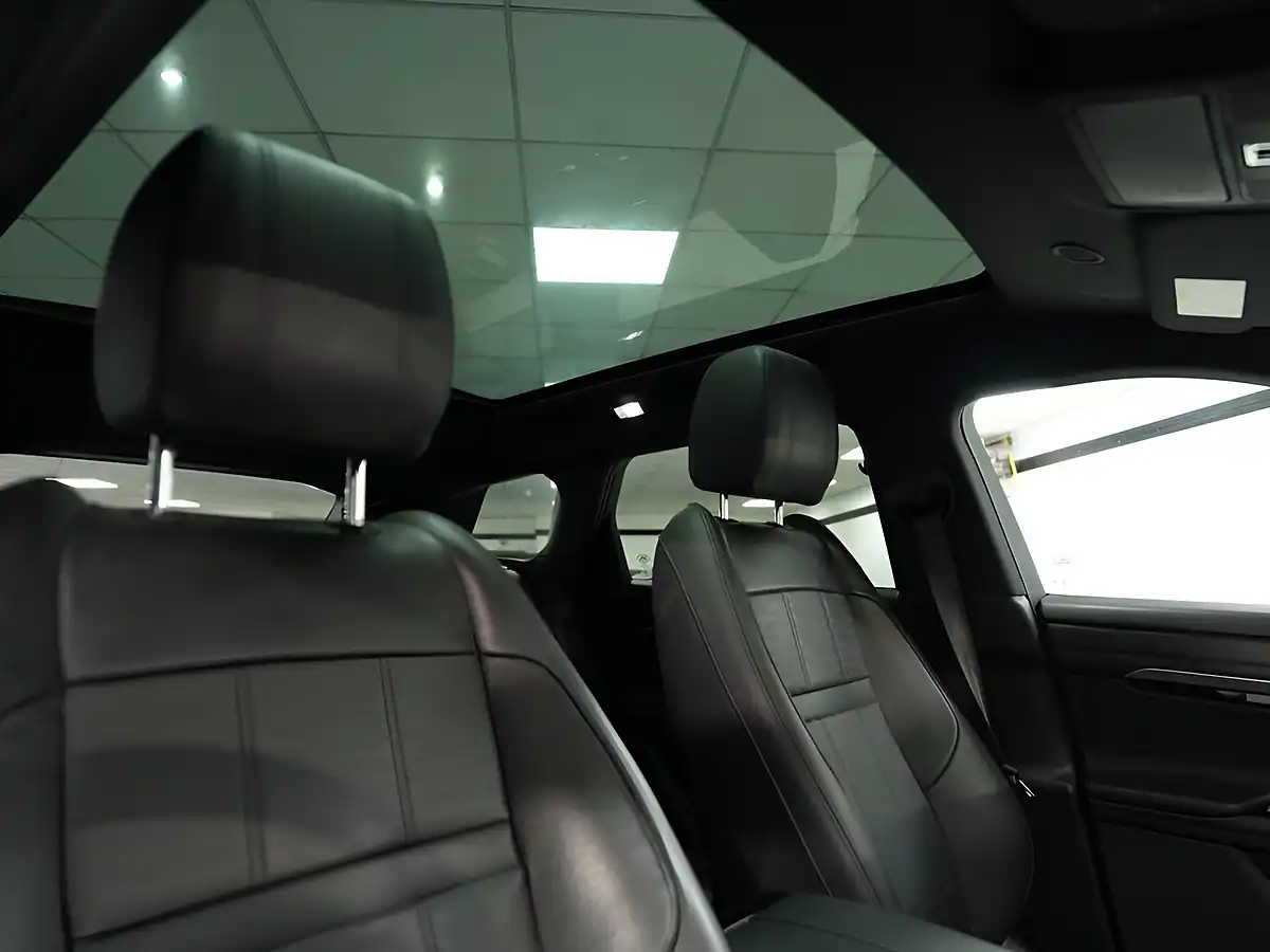 Used 2021 Land Rover Range Rover Evoque R-Dynamic Hse Black - Interior and Exterior details 3