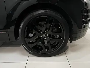Used 2021 Land Rover Range Rover Evoque R-Dynamic Hse Black - Interior and Exterior details 7
