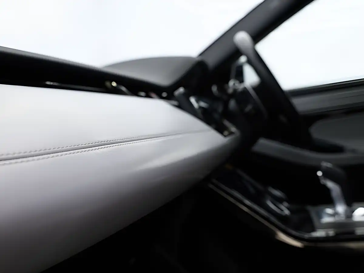 Used 2021 Land Rover Range Rover Evoque R-Dynamic Hse Grey - Interior and Exterior details 16